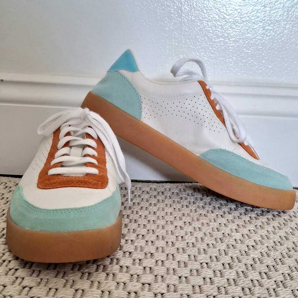 Hush Puppies Charlie Court EUC 8M White Leather Suede Turquoise